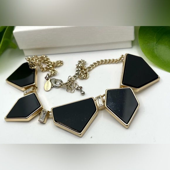 Express Statement Necklace - Gold & Black Triangles - Picture 1 of 2